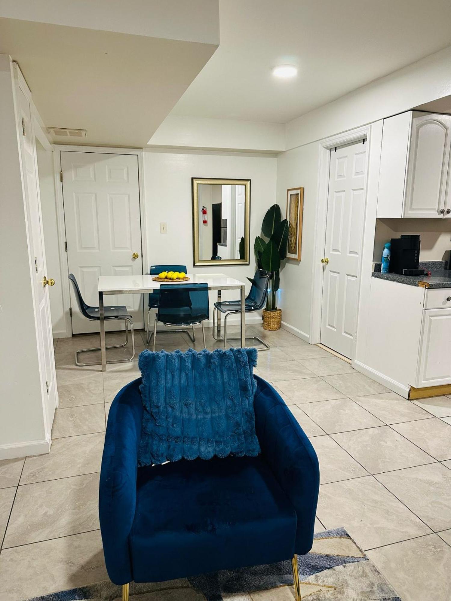 ניוארק Cosy Bedroom 6 Minutes To Ewr Prudential Hotels Pen Station מראה חיצוני תמונה